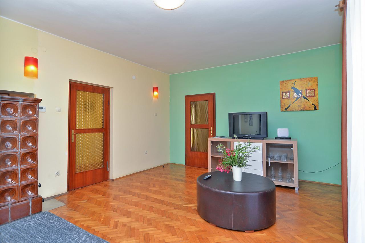 Apartments Gracijano 1724 Liznjan Luaran gambar